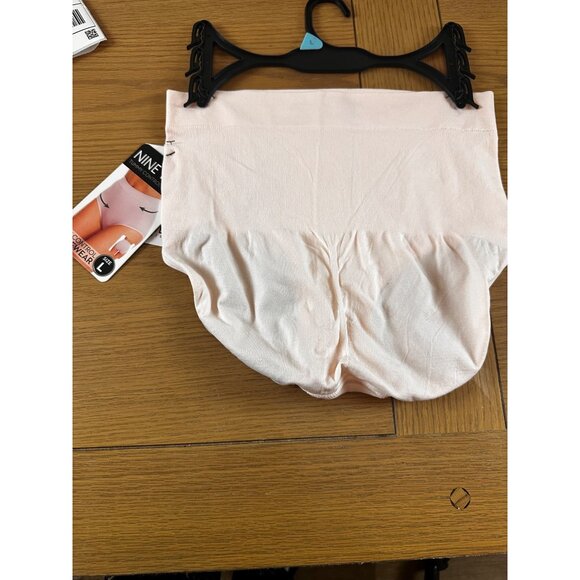Nine West Size L Tummy Control Rear Lift Intimates Firm Shapewear - Picture 3 of 6